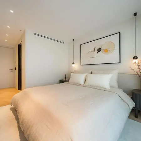 Charming 3-bedroom With Sea View In *